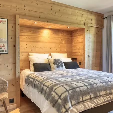 3 Chambres, Terrasse Sud/ouest, Parking - - Fr-1-453-331 * Megève